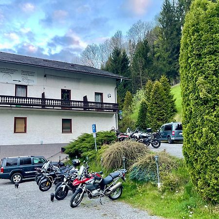 Alpenpension Gasthof Ratten Exteriör bild