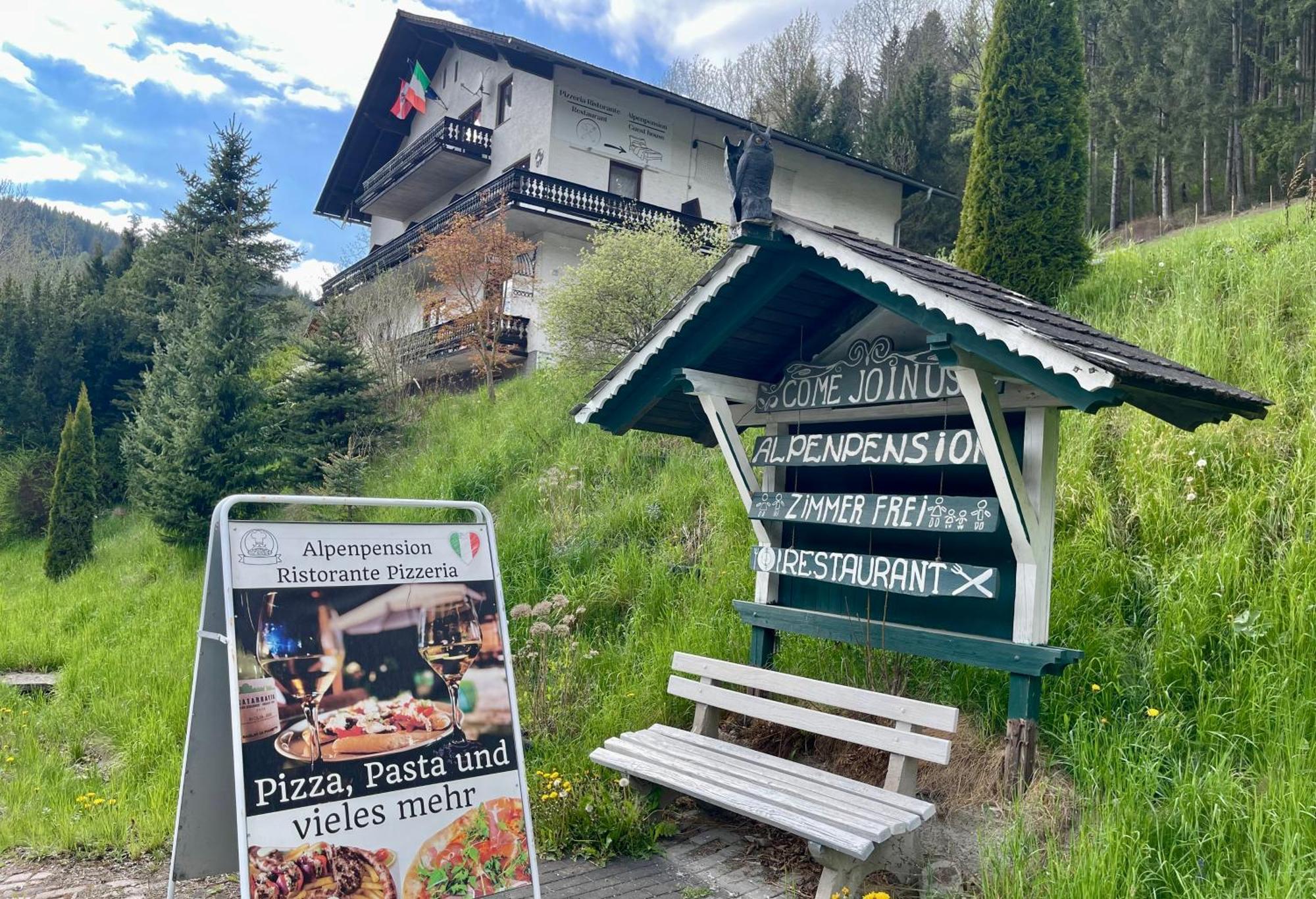 Alpenpension Gasthof Ratten Exteriör bild