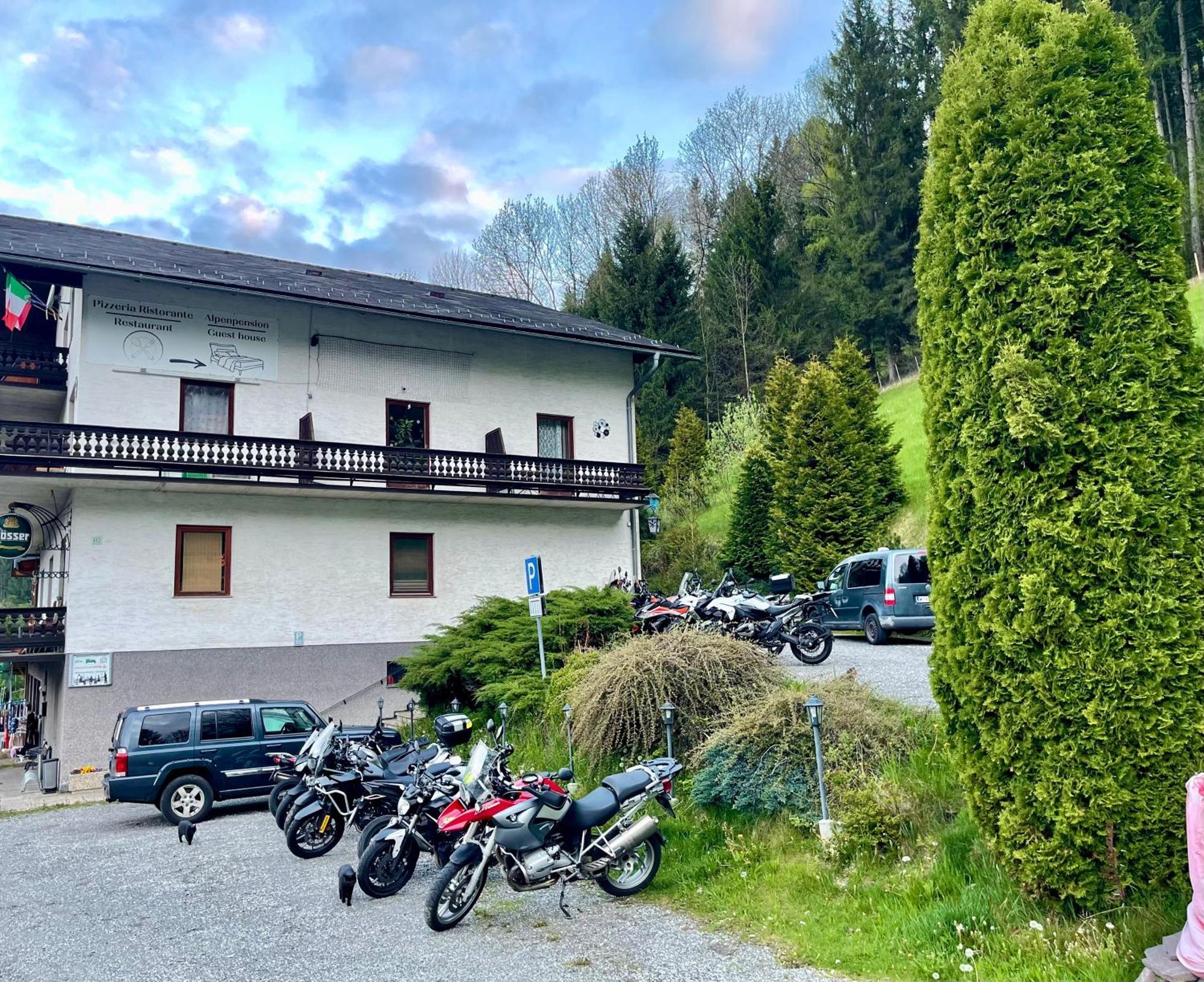 Alpenpension Gasthof Ratten Exteriör bild